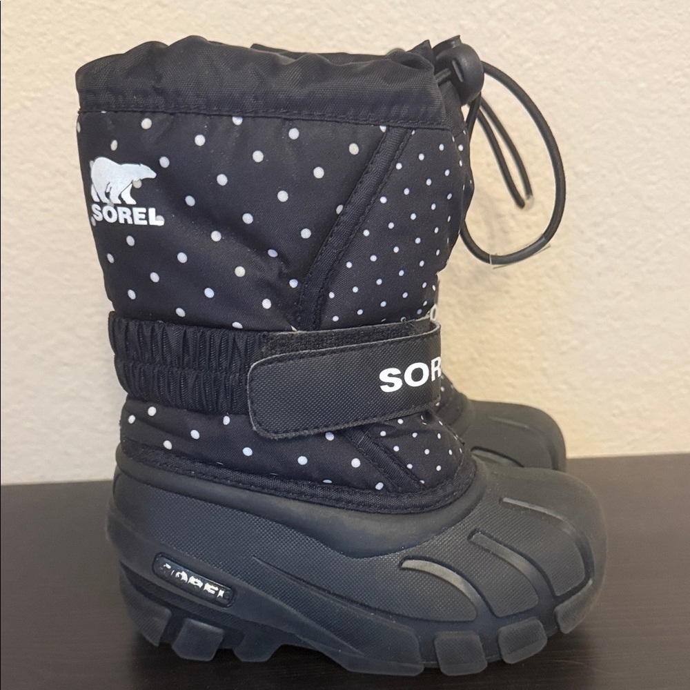 Sorel toddler Black and White Dotted Snow Boots - Picture 2 of 4